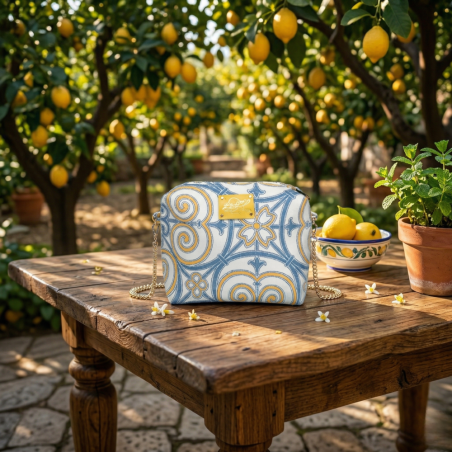 Borsa in cotone e seta di San Leucio realizzata a mano in Italia con tracolla catena – Sapori e profumi di Positano